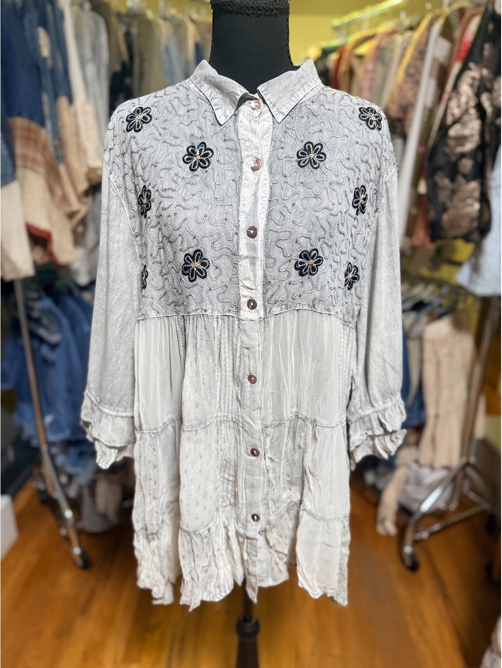 YOUNG THREADS Floral Applique Patchwork Button-Front Tunic Grey NWT XL
